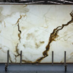 White onyx для ванных комнат