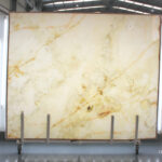 White onyx для ванных комнат