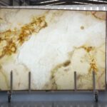 White onyx со светом