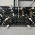 marmol negro marquina